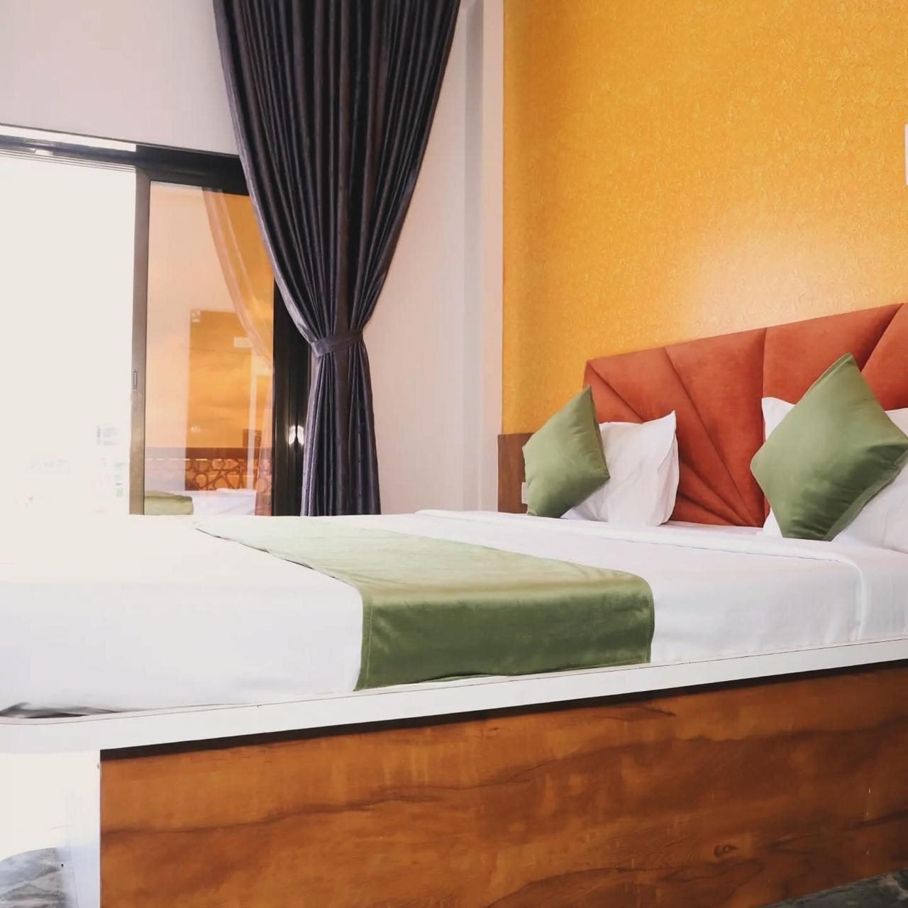 AC DELUXE TWIN ROOM room at HOTEL GRAND ELLORA
