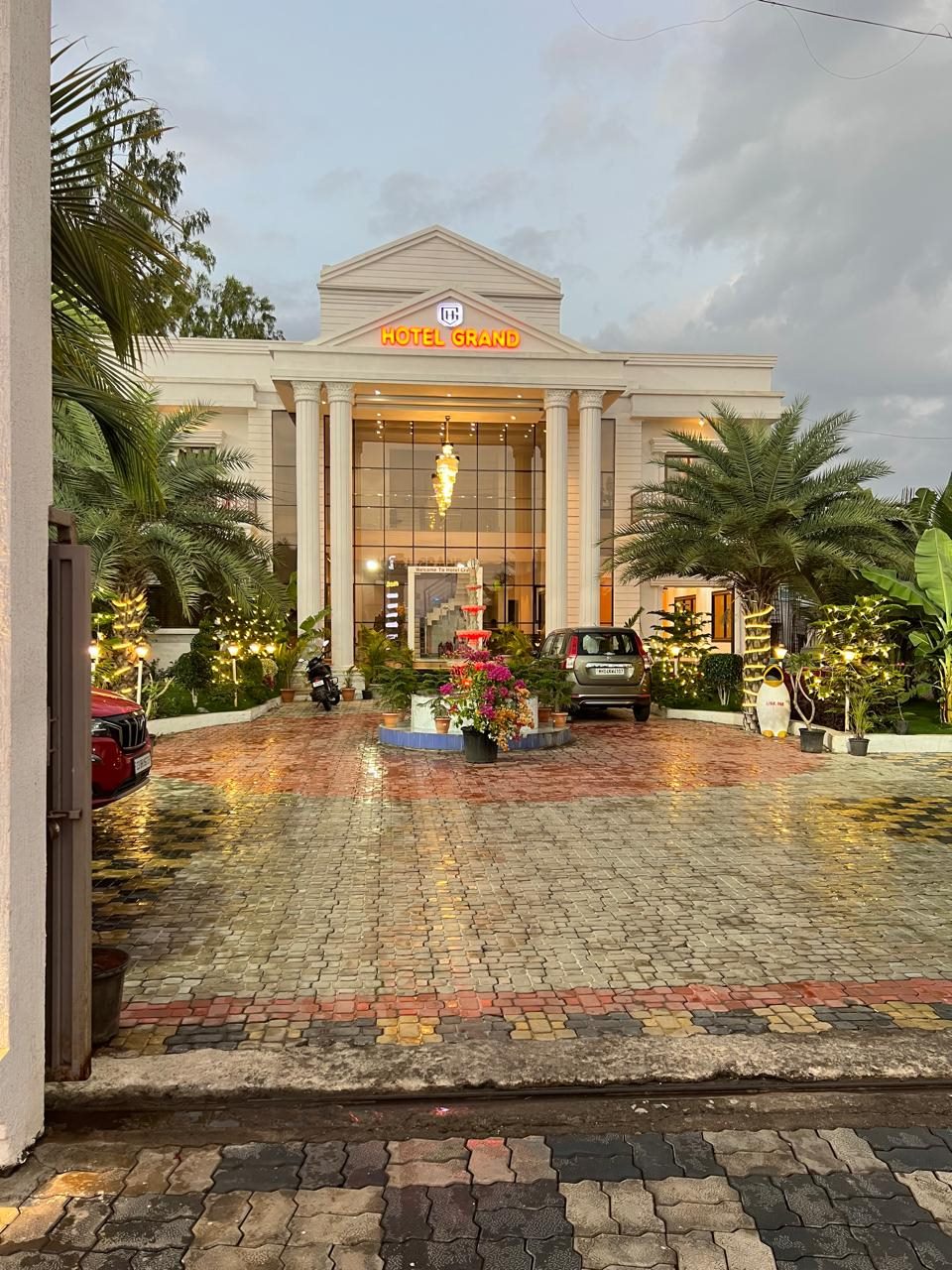 HOTEL GRAND ELLORA in AURANGABAD - photo 2